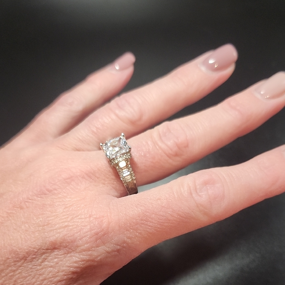 Elegant Silver Ring with Clear Stone 925 stamp size 10.5-11